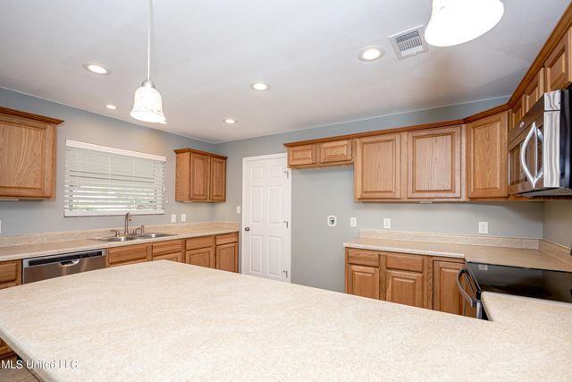 136 Gary Street, Gulfport, MS 39503