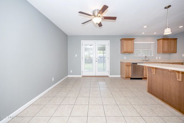 136 Gary Street, Gulfport, MS 39503
