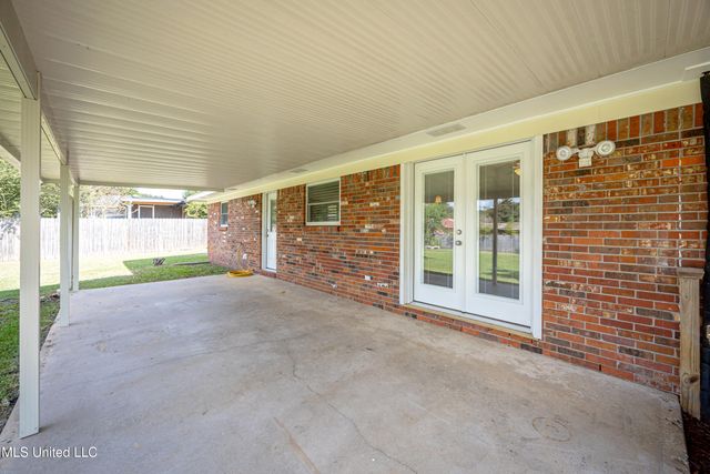 136 Gary Street, Gulfport, MS 39503