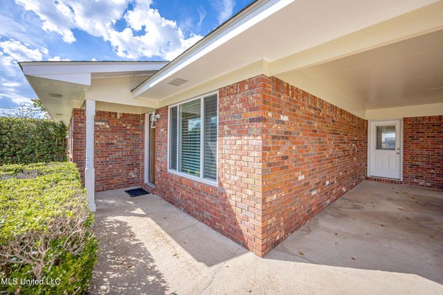 136 Gary Street, Gulfport, MS 39503