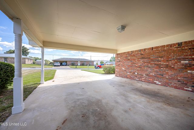 136 Gary Street, Gulfport, MS 39503