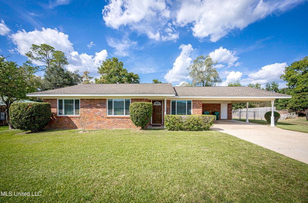 136 Gary Street, Gulfport, MS 39503