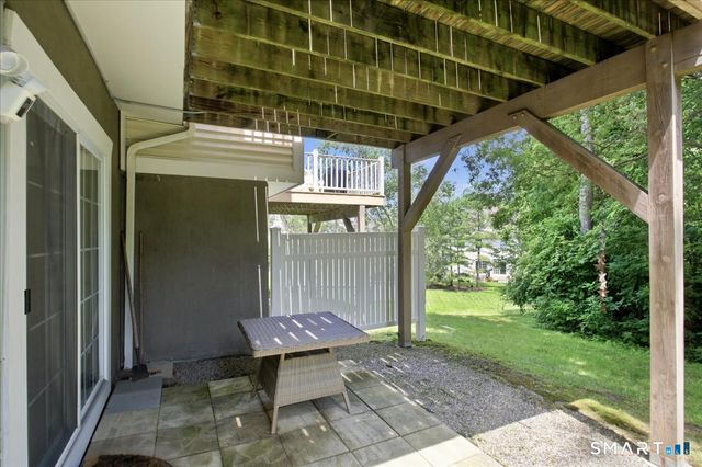 28 Woodcrest Lane 28, Danbury, CT 06810
