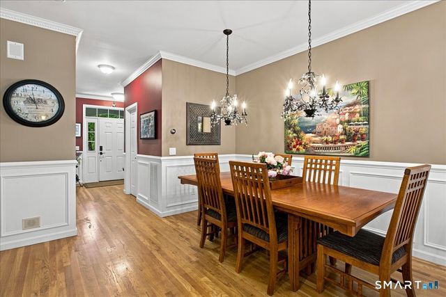28 Woodcrest Lane 28, Danbury, CT 06810