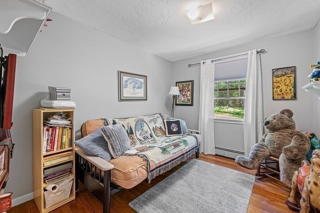 472 Central Tpke, Sutton, MA 01590
