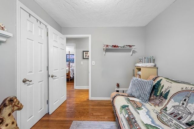 472 Central Tpke, Sutton, MA 01590