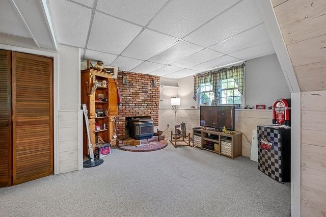 472 Central Tpke, Sutton, MA 01590
