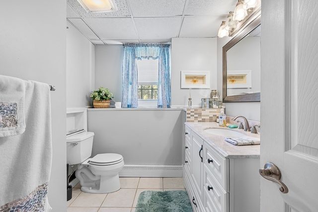 472 Central Tpke, Sutton, MA 01590