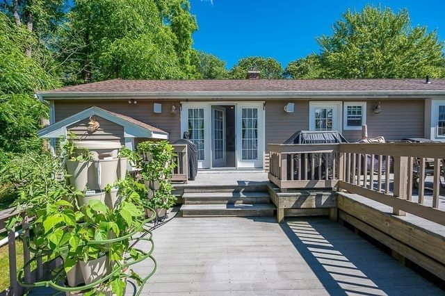 472 Central Tpke, Sutton, MA 01590