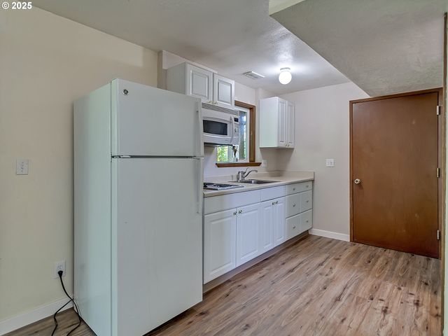 22805 Sw HIGHLAND Dr, Sherwood, OR 97140