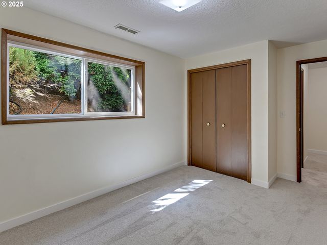 22805 Sw HIGHLAND Dr, Sherwood, OR 97140