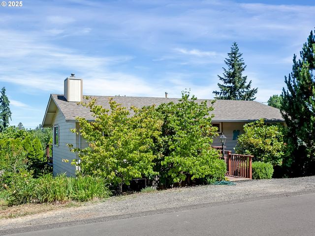 22805 Sw HIGHLAND Dr, Sherwood, OR 97140