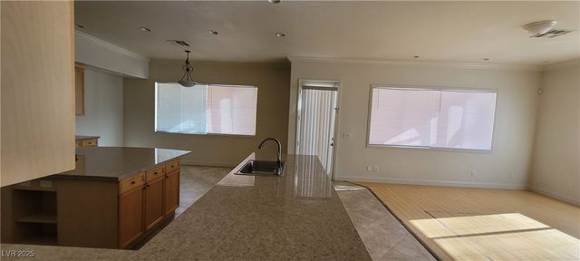 5147 VILLA VECCHIO Court 0, Las Vegas, NV 89141