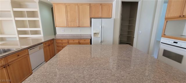 5147 VILLA VECCHIO Court 0, Las Vegas, NV 89141