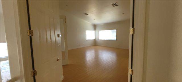 5147 VILLA VECCHIO Court 0, Las Vegas, NV 89141