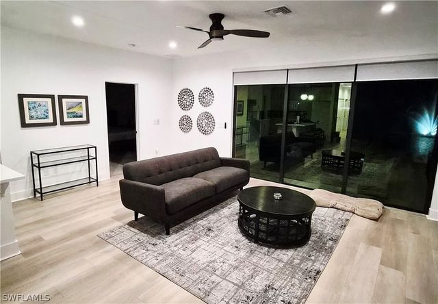 10933 Preachers Cove LN, Fort Myers, FL 33913