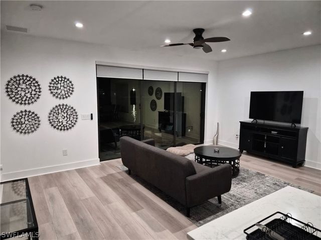 10933 Preachers Cove LN, Fort Myers, FL 33913