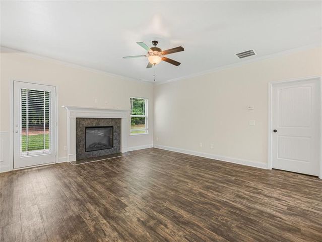 525 Trousseau Lane, Mcdonough, GA 30252