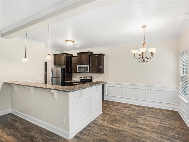 525 Trousseau Lane, Mcdonough, GA 30252
