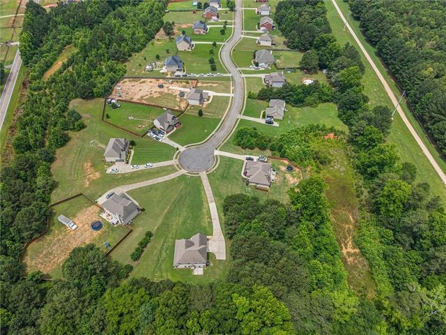 525 Trousseau Lane, Mcdonough, GA 30252