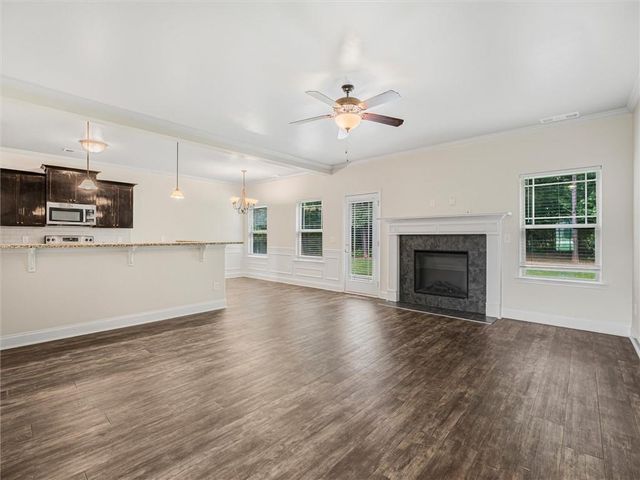 525 Trousseau Lane, Mcdonough, GA 30252