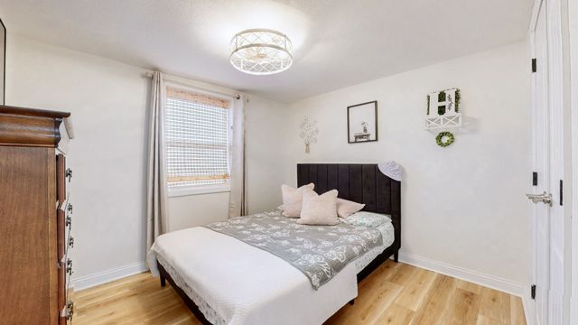 21 Lake Shore Dr, New Concord, KY 42076