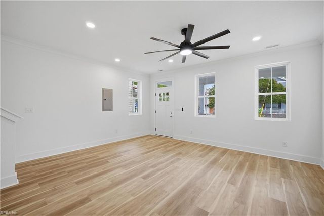 1313 Reservoir AVE, Norfolk, VA 23504
