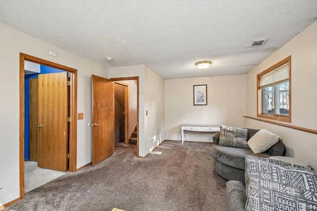 7459 Jeffery Lane S, Cottage Grove, MN 55016