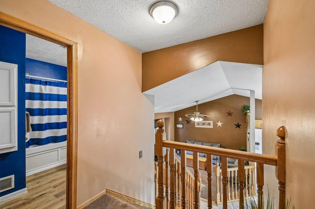7459 Jeffery Lane S, Cottage Grove, MN 55016