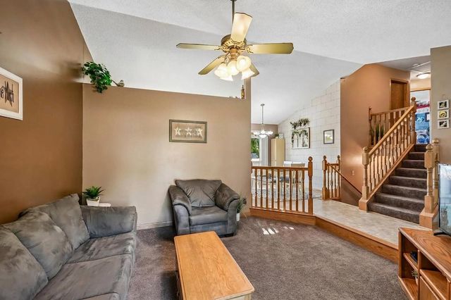 7459 Jeffery Lane S, Cottage Grove, MN 55016