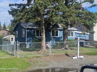 6401 E 9th Avenue, Anchorage, AK 99504