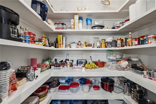 1108 Bluestem Drive, Baldwin City, KS 66006