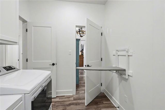 1108 Bluestem Drive, Baldwin City, KS 66006