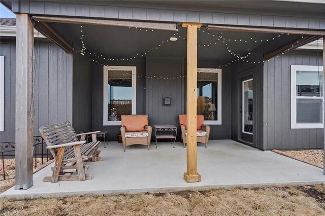 1108 Bluestem Drive, Baldwin City, KS 66006