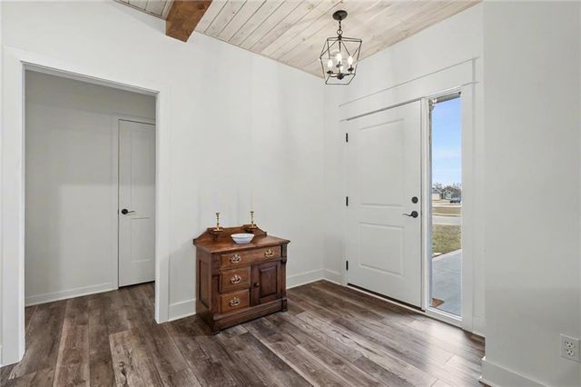 1108 Bluestem Drive, Baldwin City, KS 66006