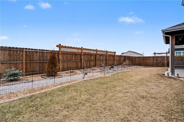 1108 Bluestem Drive, Baldwin City, KS 66006