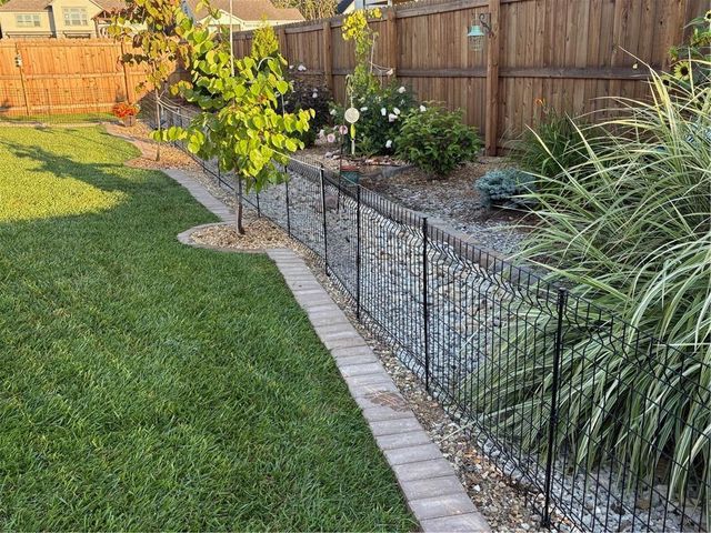 1108 Bluestem Drive, Baldwin City, KS 66006