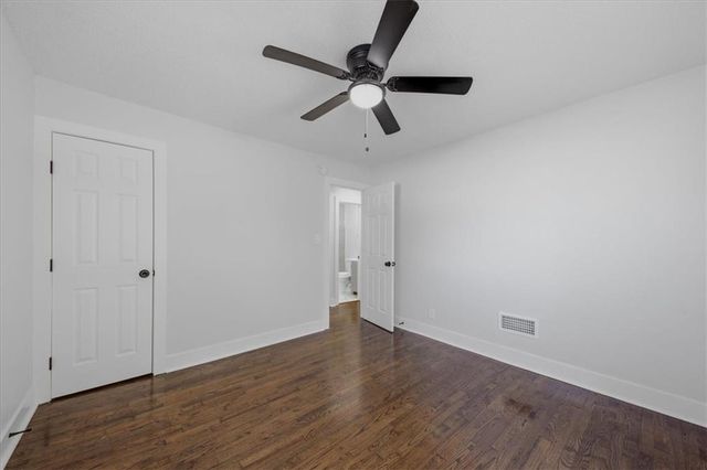 3513 Elmwood Avenue, Kansas City, MO 64128