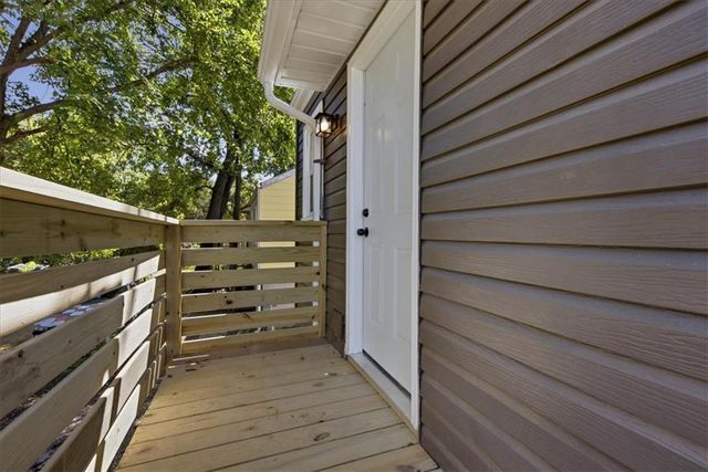 3513 Elmwood Avenue, Kansas City, MO 64128