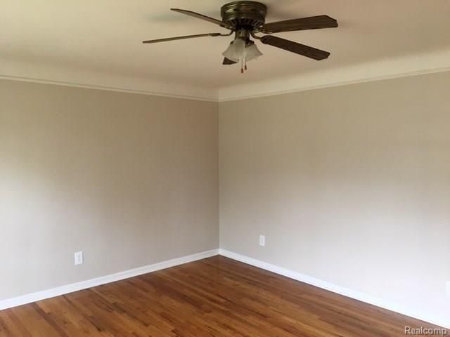 24704 Willowby Avenue, Eastpointe, MI 48021