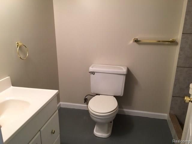 24704 Willowby Avenue, Eastpointe, MI 48021