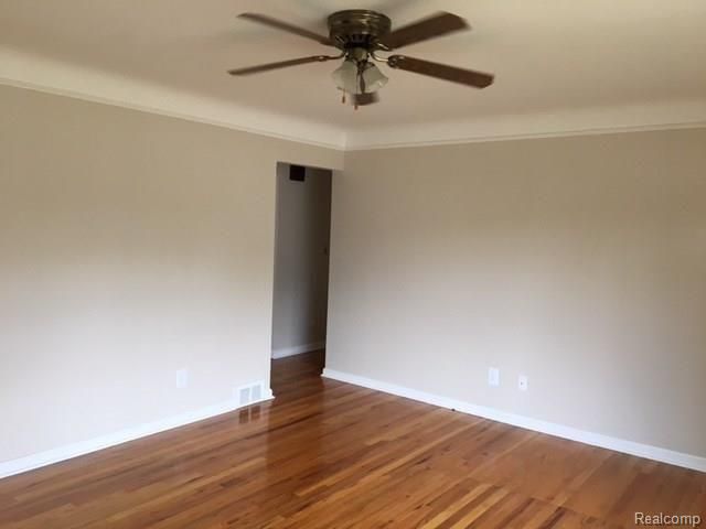 24704 Willowby Avenue, Eastpointe, MI 48021