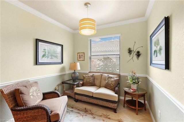 3934 Sapphire WAY, Naples, FL 34114