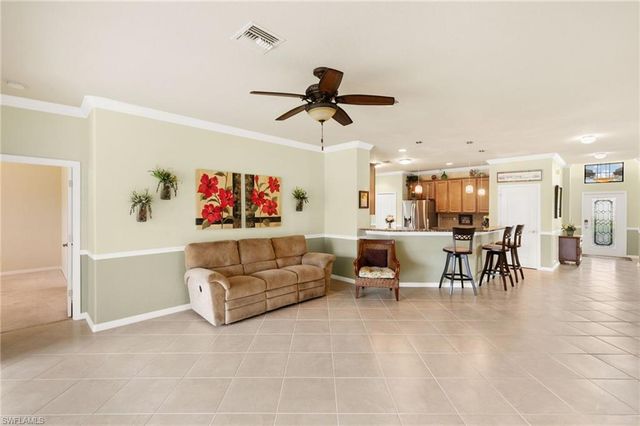 3934 Sapphire WAY, Naples, FL 34114