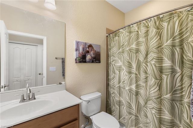 3934 Sapphire WAY, Naples, FL 34114