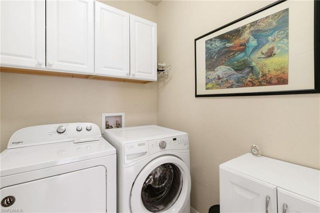 3934 Sapphire WAY, Naples, FL 34114