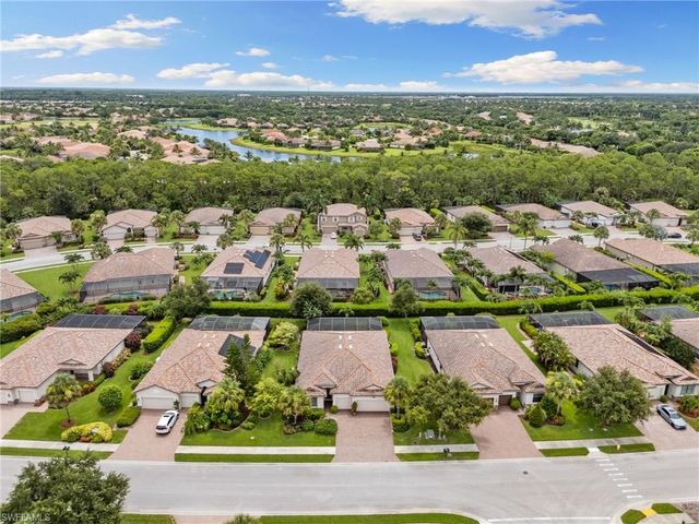 3934 Sapphire WAY, Naples, FL 34114