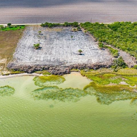 2415 First St, Bayside, TX 78340
