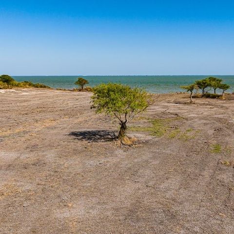2415 First St, Bayside, TX 78340