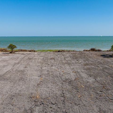 2415 First St, Bayside, TX 78340